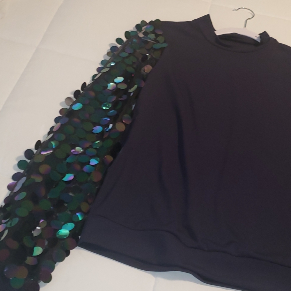 Blouse - Picture 2 of 4
